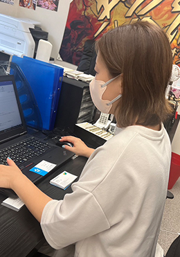 �L���X�g���C��