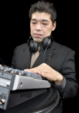 �L���X�g���C��